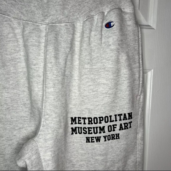 Champion Reverse Weave Metropolitan Museum Art Met NYC Sweatpants Joggers Sz M - Picture 2 of 9